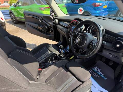 MINI Hatch 2.0 Cooper S Euro 6 (s/s) 3dr - U35942