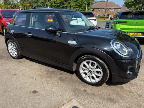 MINI Hatch 2.0 Cooper S Euro 6 (s/s) 3dr - U35942
