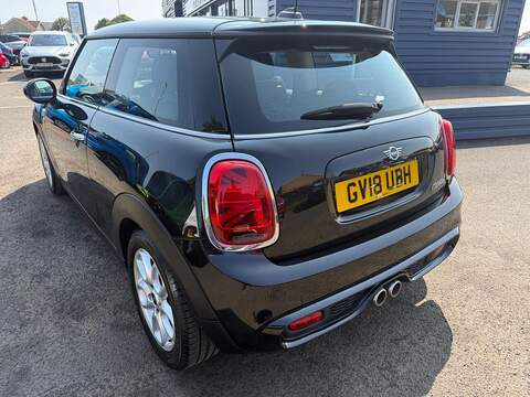 MINI Hatch 2.0 Cooper S Euro 6 (s/s) 3dr - U35942