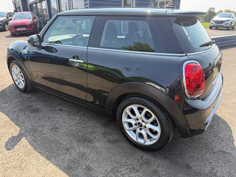 MINI Hatch 2.0 Cooper S Euro 6 (s/s) 3dr - U35942
