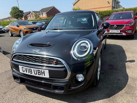 MINI Hatch 2.0 Cooper S Euro 6 (s/s) 3dr - U35942