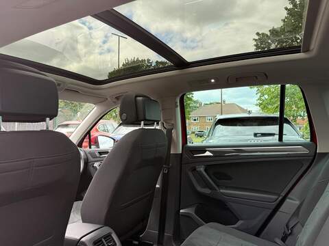 Volkswagen Tiguan 1.5 TSI Elegance DSG Euro 6 (s/s) 5dr - U35954