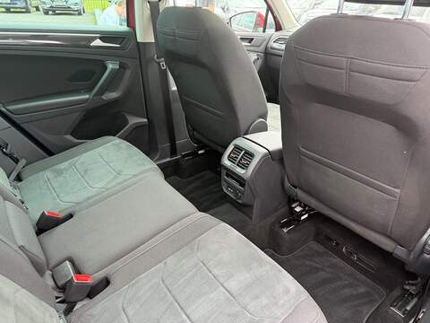 Volkswagen Tiguan 1.5 TSI Elegance DSG Euro 6 (s/s) 5dr - U35954