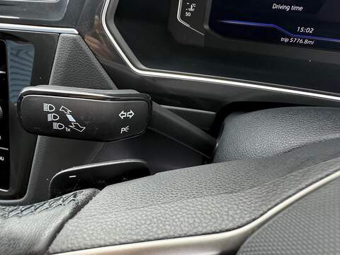 Volkswagen Tiguan 1.5 TSI Elegance DSG Euro 6 (s/s) 5dr - U35954