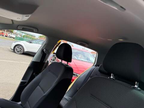 Volkswagen Golf 1.0 TSI BlueMotion Tech SE Nav Hatchback 5dr Petrol DSG Euro 6 (s/s) (110 bhp) - U35990