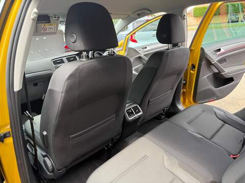 Volkswagen Golf 1.0 TSI BlueMotion Tech SE Nav Hatchback 5dr Petrol DSG Euro 6 (s/s) (110 bhp) - U35990