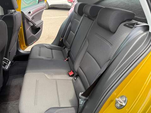 Volkswagen Golf 1.0 TSI BlueMotion Tech SE Nav Hatchback 5dr Petrol DSG Euro 6 (s/s) (110 bhp) - U35990