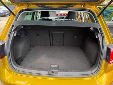 Volkswagen Golf 1.0 TSI BlueMotion Tech SE Nav Hatchback 5dr Petrol DSG Euro 6 (s/s) (110 bhp) - U35990