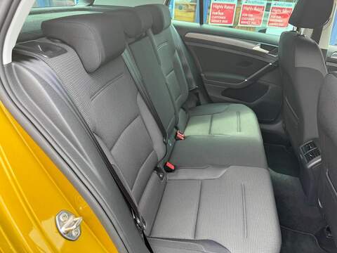 Volkswagen Golf 1.0 TSI BlueMotion Tech SE Nav Hatchback 5dr Petrol DSG Euro 6 (s/s) (110 bhp) - U35990