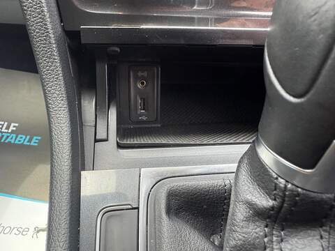 Volkswagen Golf 1.0 TSI BlueMotion Tech SE Nav Hatchback 5dr Petrol DSG Euro 6 (s/s) (110 bhp) - U35990