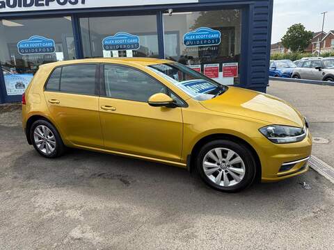 Volkswagen Golf 1.0 TSI BlueMotion Tech SE Nav Hatchback 5dr Petrol DSG Euro 6 (s/s) (110 bhp) - U35990