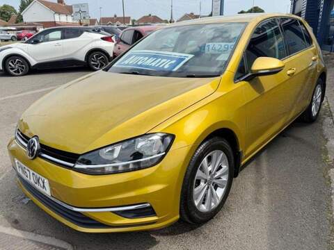 Volkswagen Golf 1.0 TSI BlueMotion Tech SE Nav Hatchback 5dr Petrol DSG Euro 6 (s/s) (110 bhp) - U35990