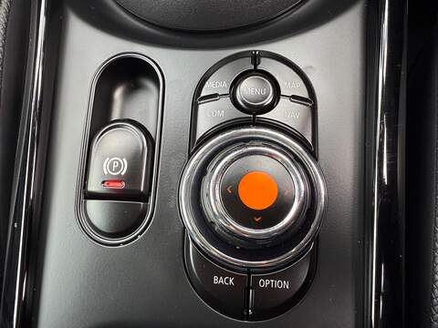 MINI Clubman 1.5 Cooper Exclusive Euro 6 (s/s) 6dr - U35995