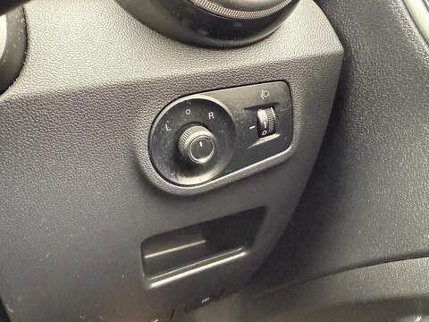 MG MG ZS 1.0 T-GDI Exclusive SUV 5dr Petrol Auto Euro 6 (111 ps) - U36038