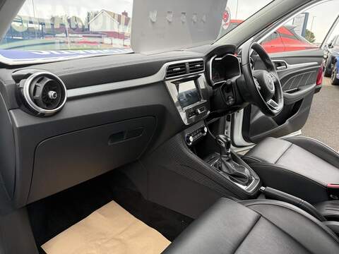 MG MG ZS 1.0 T-GDI Exclusive SUV 5dr Petrol Auto Euro 6 (111 ps) - U36038