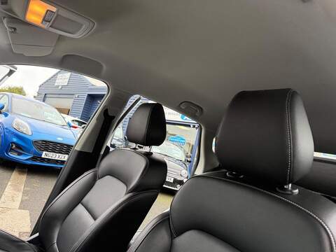 MG MG ZS 1.0 T-GDI Exclusive SUV 5dr Petrol Auto Euro 6 (111 ps) - U36038
