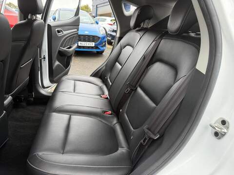 MG MG ZS 1.0 T-GDI Exclusive SUV 5dr Petrol Auto Euro 6 (111 ps) - U36038