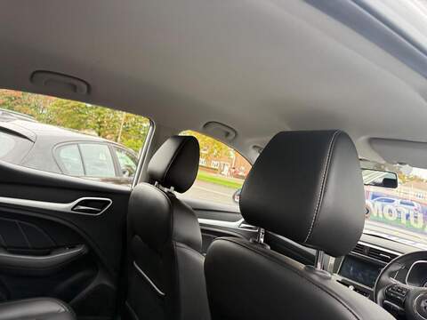 MG MG ZS 1.0 T-GDI Exclusive SUV 5dr Petrol Auto Euro 6 (111 ps) - U36038