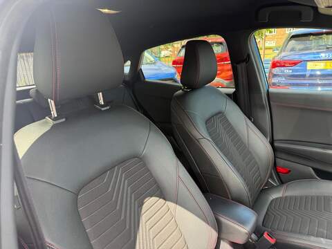 Ford Puma 1.0T EcoBoost MHEV ST-Line X Euro 6 (s/s) 5dr - U36048