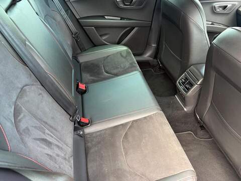 SEAT Leon 1.5 TSI EVO FR Black Edition Euro 6 (s/s) 5dr - U36052