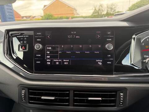 Volkswagen Polo 1.0 TSI R-Line Euro 6 (s/s) 5dr - U36070