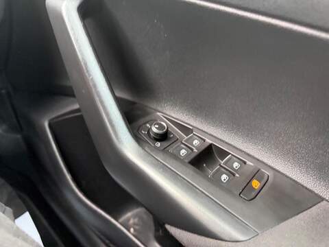 Volkswagen Polo 1.0 TSI R-Line Euro 6 (s/s) 5dr - U36070