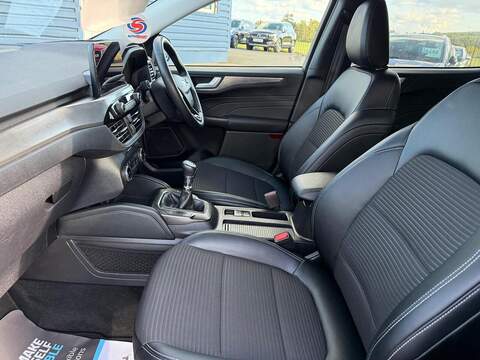 Ford Kuga 1.5T EcoBoost Titanium Edition Euro 6 (s/s) 5dr - U78966