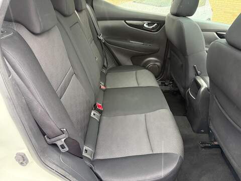 Nissan Qashqai 1.5 dCi Acenta Premium SUV 5dr Diesel Manual 2WD Euro 5 (s/s) (110 ps) - U78994
