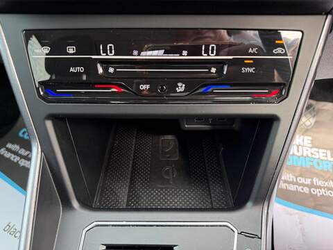 Volkswagen Taigo 1.0 TSI Style Euro 6 (s/s) 5dr - U79008