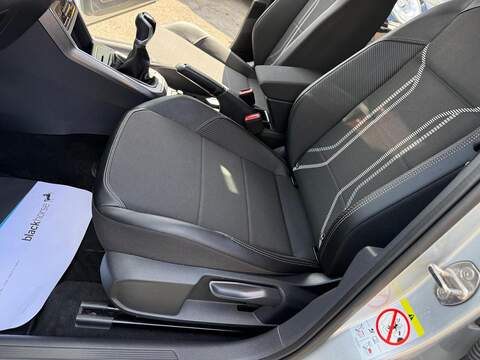 Volkswagen Taigo 1.0 TSI Style Euro 6 (s/s) 5dr - U79008