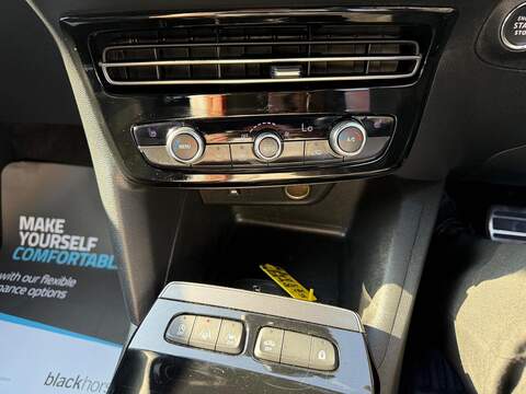 Vauxhall Mokka 1.2 Turbo Ultimate Auto Euro 6 (s/s) 5dr - U79057