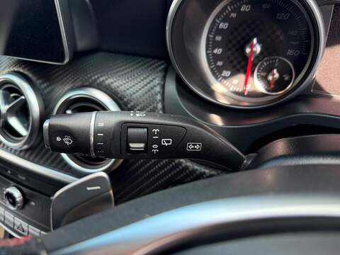 Mercedes-Benz A Class 1.5 A180d AMG Line (Premium) Hatchback 5dr Diesel 7G-DCT Euro 6 (s/s) (109 ps) - U79076