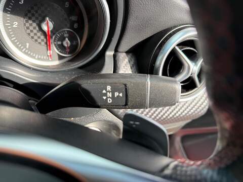 Mercedes-Benz A Class 1.5 A180d AMG Line (Premium) Hatchback 5dr Diesel 7G-DCT Euro 6 (s/s) (109 ps) - U79076