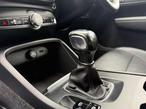 Volvo XC40 1.5 T3 Inscription Euro 6 (s/s) 5dr - U79087