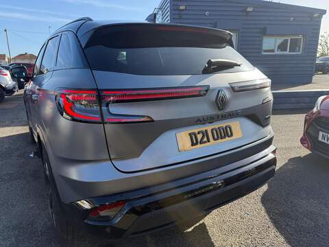 Renault Austral 1.2 E-TECH techno esprit Alpine Auto Euro 6 (s/s) 5dr - U79092