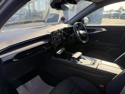 Renault Austral 1.2 E-TECH techno esprit Alpine Auto Euro 6 (s/s) 5dr - U79092