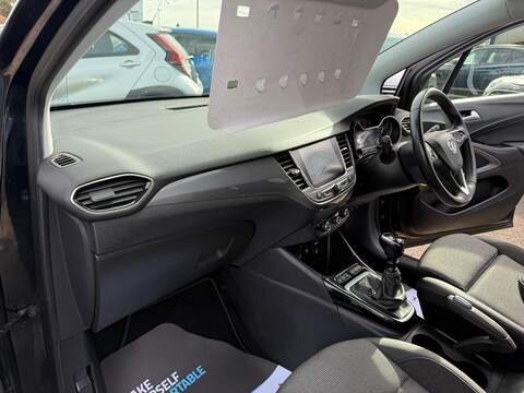 Vauxhall Crossland 1.2 Turbo Elite Nav SUV 5dr Petrol Manual Euro 6 (s/s) (110 ps) - U79105