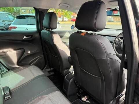 Vauxhall Crossland 1.2 Turbo Elite Nav SUV 5dr Petrol Manual Euro 6 (s/s) (110 ps) - U79105