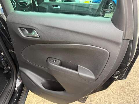 Vauxhall Crossland 1.2 Turbo Elite Nav SUV 5dr Petrol Manual Euro 6 (s/s) (110 ps) - U79105