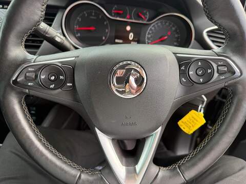 Vauxhall Crossland 1.2 Turbo Elite Nav SUV 5dr Petrol Manual Euro 6 (s/s) (110 ps) - U79105