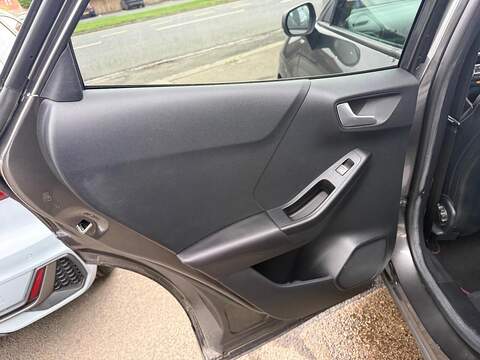 Ford Puma 1.0T EcoBoost MHEV ST-Line X First Edition SUV 5dr Petrol Manual Euro 6 (s/s) (125 ps) - U79109