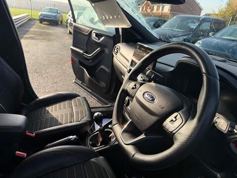 Ford Puma 1.0T EcoBoost MHEV ST-Line X First Edition SUV 5dr Petrol Manual Euro 6 (s/s) (125 ps) - U79109