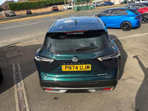 Nissan Qashqai 1.3 DIG-T MHEV Acenta Premium Euro 6 (s/s) 5dr - U79113