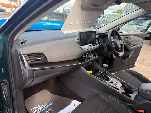 Nissan Qashqai 1.3 DIG-T MHEV Acenta Premium Euro 6 (s/s) 5dr - U79113