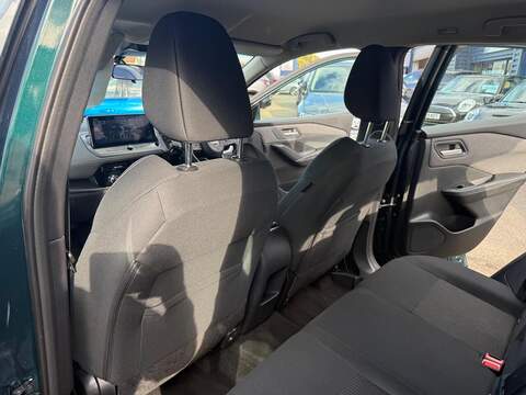 Nissan Qashqai 1.3 DIG-T MHEV Acenta Premium Euro 6 (s/s) 5dr - U79113
