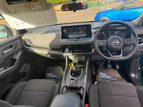 Nissan Qashqai 1.3 DIG-T MHEV Acenta Premium Euro 6 (s/s) 5dr - U79113