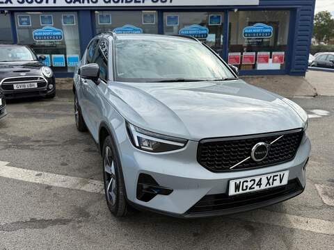 Volvo XC40 2.0 B3 MHEV Plus DCT Auto Euro 6 (s/s) 5dr - U79131