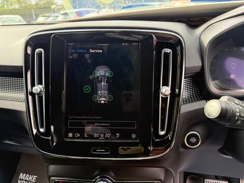 Volvo XC40 2.0 B3 MHEV Plus DCT Auto Euro 6 (s/s) 5dr - U79131