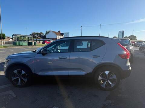 Volvo XC40 2.0 B3 MHEV Plus DCT Auto Euro 6 (s/s) 5dr - U79131