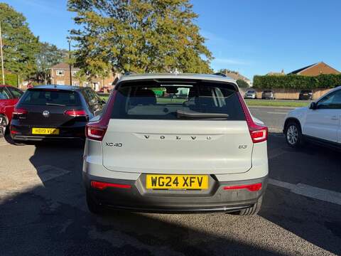 Volvo XC40 2.0 B3 MHEV Plus DCT Auto Euro 6 (s/s) 5dr - U79131